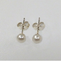 Pearl and Sterling Silver Earrings